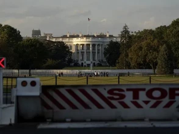Bloomberg: начальник служби безпеки Білого дому захворів на COVID-19 ще наприкінці вересня