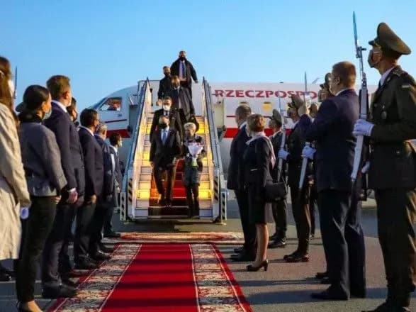 Дуда в Киеве почтил память жертв Голодомора