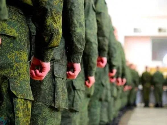 ЄС закликає Росію припинити військовий призов в окупованому Криму