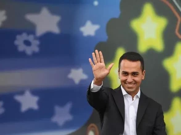 Глава МИД Италии: мы придерживаемся санкций ЕС, но не хотим изолировать Россию