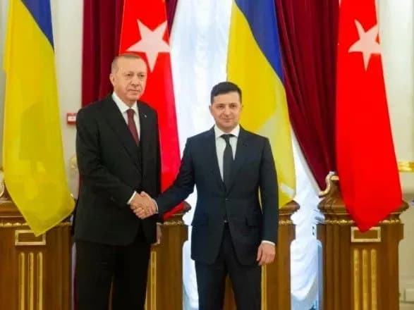 Зеленський розпочав робочий візит до Туреччини