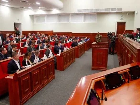 Социологи назвали пятерку партий-лидеров на выборах в Киеве