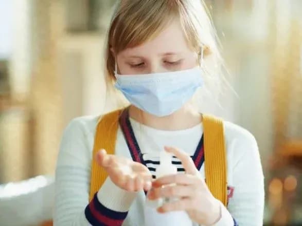 Уряд планує виділити близько 550 млн грн на “захист” від COVID-19 у школах