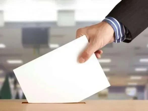 Дослідження: близько 30% українців нічого не знають про "опитування Зеленського"