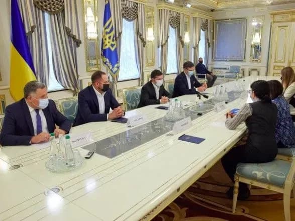 Зеленський зустрівся із координаторкою системи ООН в Україні