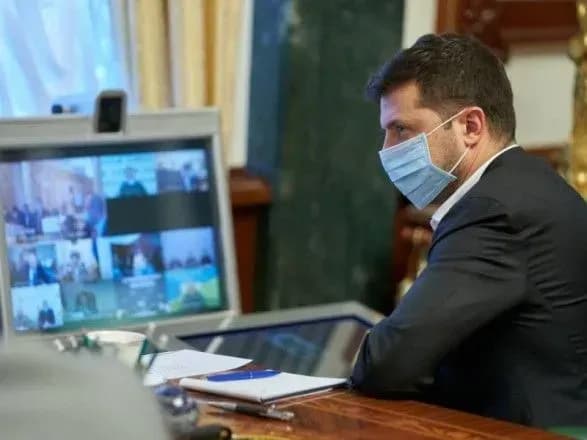 Голова ВР підписав постанову щодо "антиковідного" штабу на чолі з Зеленським