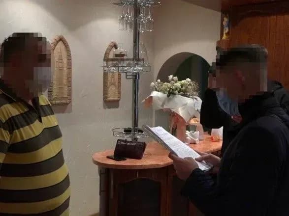 Двоє жителів Рівненщини хотіли "купити" за 1 млн доларів посаду обласного начальника Нацполіції