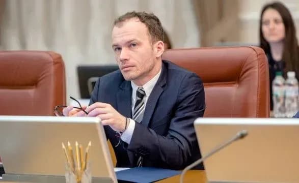 Малюська назвав етапи виходу з конституційної кризи в Україні