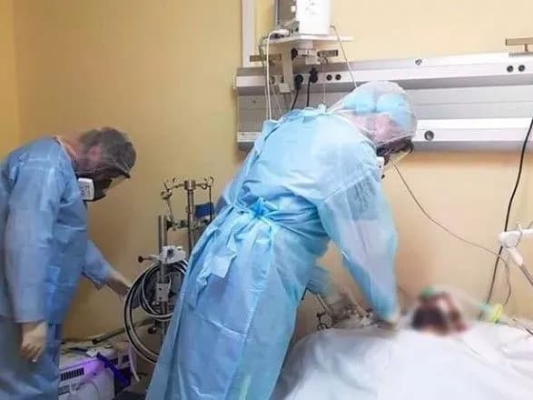 В Минздраве напомнили перечень симптомов для госпитализации при COVID-19