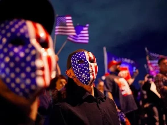 У США розпочала роботу група із передачі влади