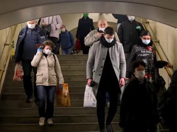 У Росії третю добу поспіль кількість нових випадків COVID-19 перевищує 20 тисяч