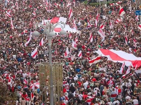 "Ми тут влада": у Білорусі анонсували проведення нового масштабного мітингу