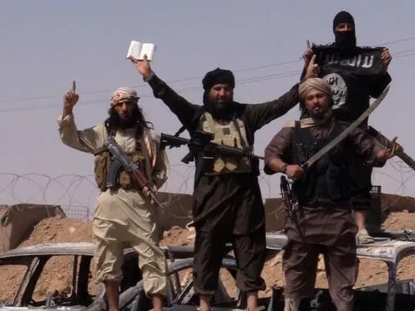 Из-за нападения боевиков ИГ в Ираке погибли 11 человек