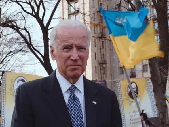 Байден обговорив Україну з Макроном та Джонсоном