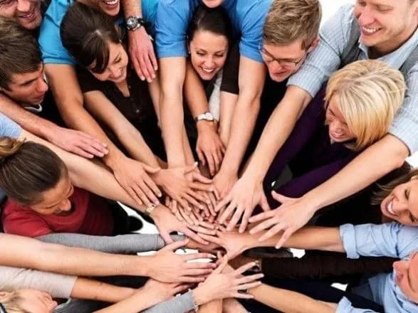 Кабмін схвалив Нацстратегію державної молодіжної політики до 2030 року: що вона передбачає