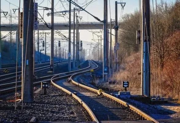 Укрзалізницю цілеспрямовано доводять до банкрутства, – ЗМІ