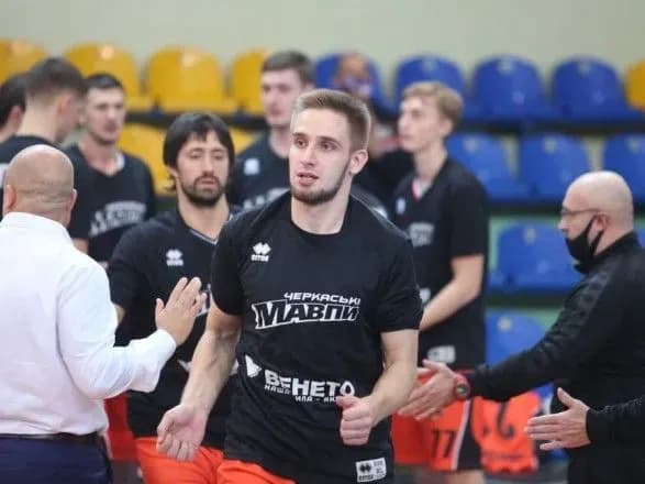 Брав участь у тоталізаторах: клуб Суперліги розірвав контракт із провідним бомбардиром