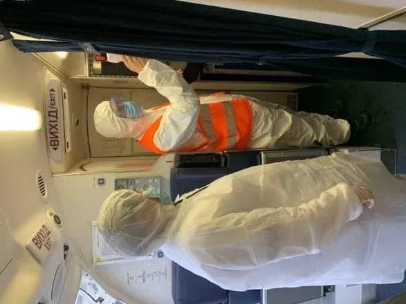 Псевдооперации Суркиса по эвакуации игроков сборной — чтобы показать свою значимость, — Гливинский