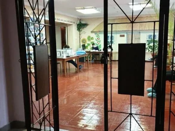 Вибори мера Сум: на одній із дільниць через коронавірус всі голосують за місцем перебування