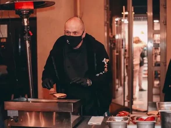 Алекс Юсупов провів майстер-клас для відвідувачів "М’ясомаркету" МХП у ЖК "Софія"