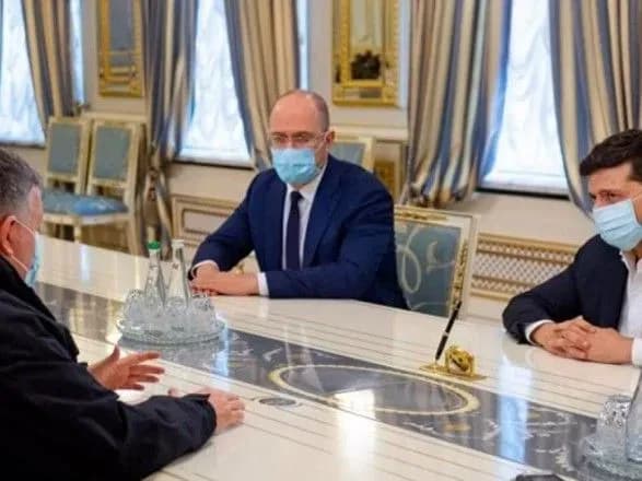 Президент и премьер обсудили меры по облегчению ведения малого и среднего бизнеса