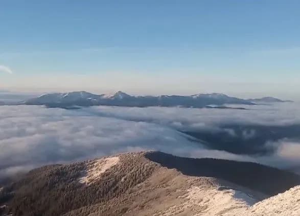 Высокогорье Карпат покрыло снегом