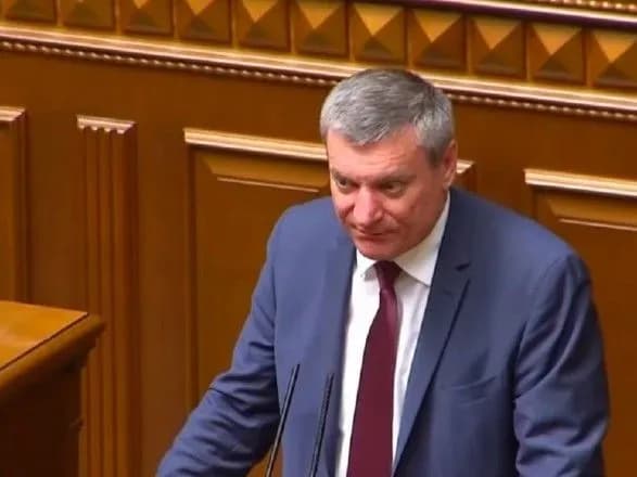 На порядку денному повинно стояти питання про звіт і відставку віце-прем’єра Уруського – експерт