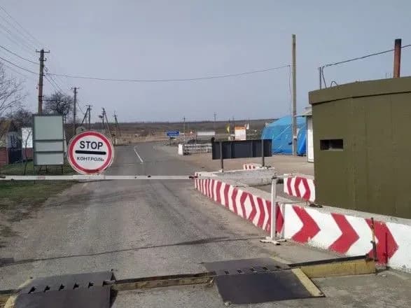 Опитування: більшість респондентів підтримують "ізоляцію" ОРДЛО до відновлення контролю з боку України