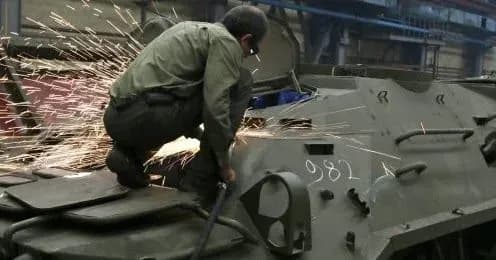 Небезпека витоку державної таємниці: експерт закликав перевірити діяльність Мінстратпрому