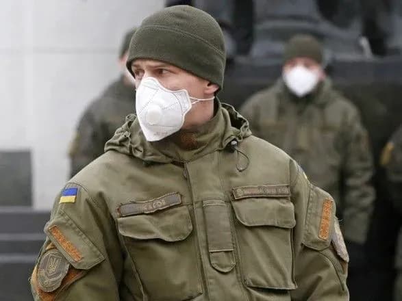 В Вооруженных силах за сутки обнаружили еще около 70 случаев COVID-19