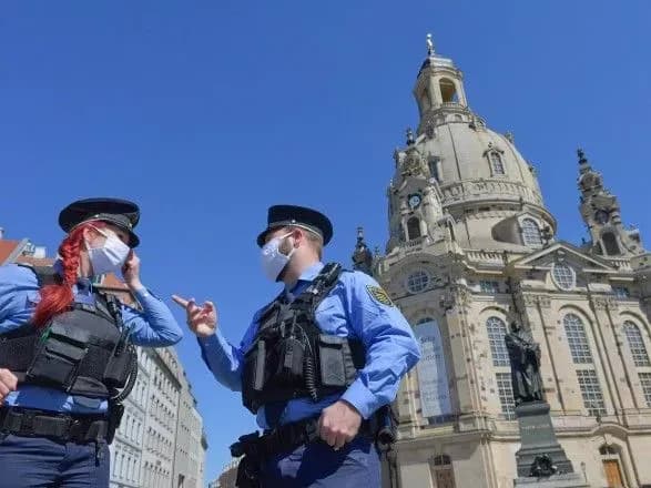 У Німеччині продовжили частковий локдаун до 10 січня