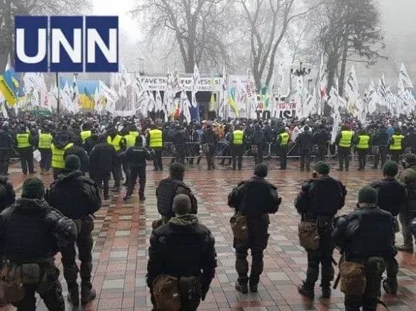 Мітинг ФОПів під Радою: правоохоронці взяли центр столиці під посилену охорону