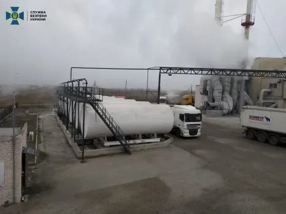 В Україні викрили схему “тіньової” реалізації соняшникової олії на 2,3 млрд грн