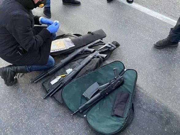 На Дніпропетровщині під час спецоперації затримали банду наркодилерів