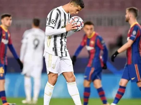 Два реалізовані пенальті Роналду принесли "Ювентусу" розгромний виграш над "Барселоною"