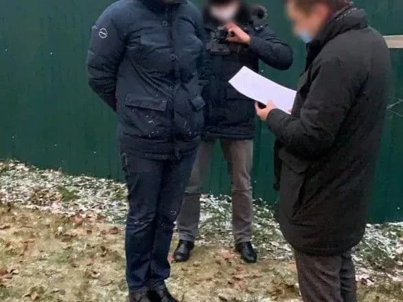 Підприємець за 300 доларів “просив” співробітника СБУ не перевіряти товар на кордоні