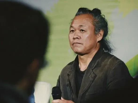 Пандемія: у Латвії від COVID-19 помер культовий південнокорейський режисер Кім Кі Дук