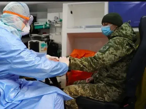 COVID-19 у ЗСУ: за добу помер один військовий і ще понад 160 нових випадків