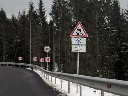 Водіїв попередили про ожеледицю у п'яти областях