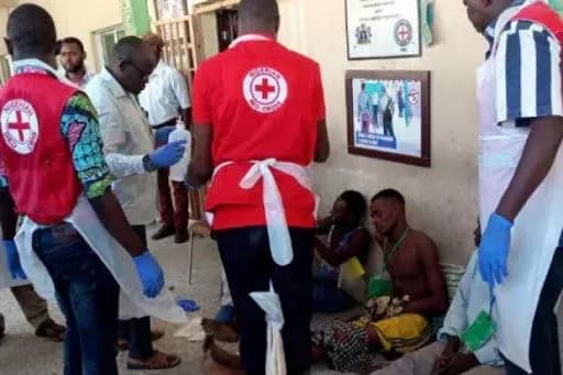 Теракт в Нигерии: из-за взрыва двух заминированных автомобилей 4 погибших и 8 раненых