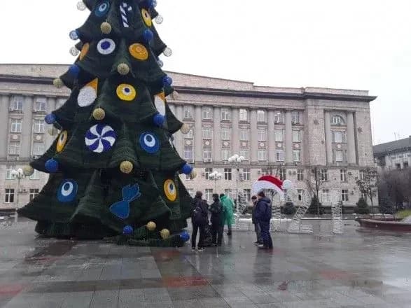 Щоб не врікли: у Черкасах головну ялинку прикрасили "оком Фатіми"