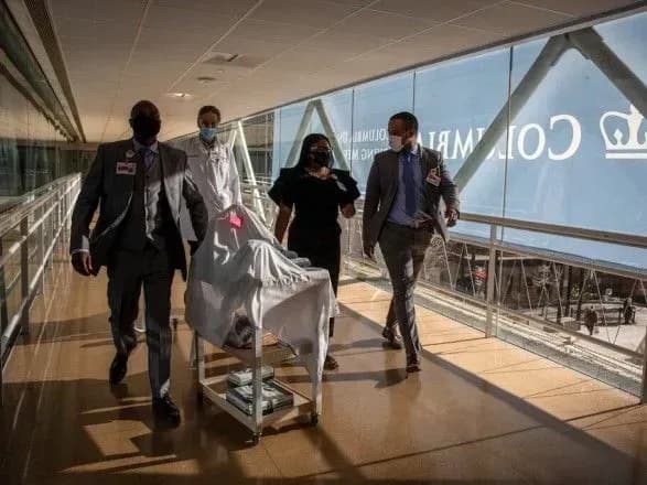 Пандемія: Pfizer повідомила владу США про можливі складнощі при виробництві вакцини від COVID-19