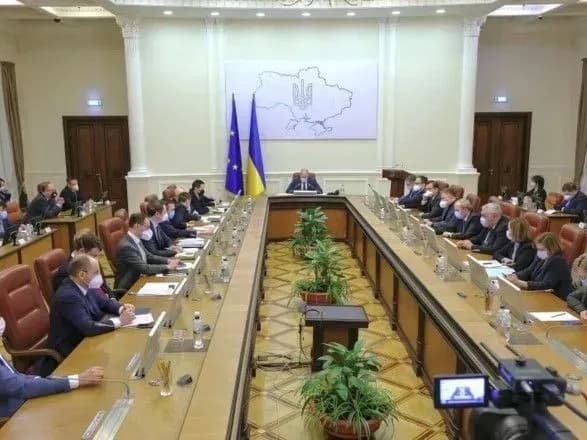 Децентралізація: уряд погодив реорганізацію 320 райдержадміністрацій