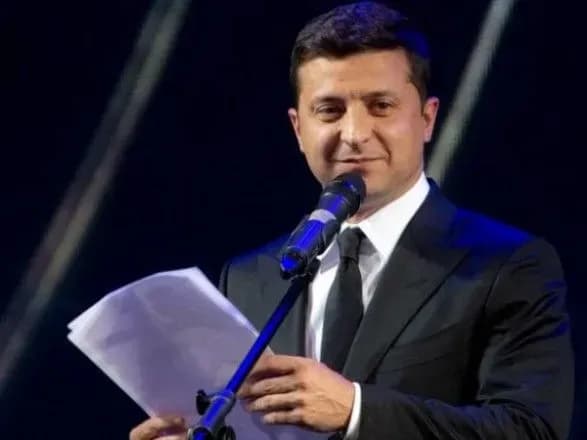 У 2021 році людям буде легше: Зеленський планує свята