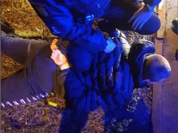 У Львові нетверезий чоловік погрожував патрульним зброєю