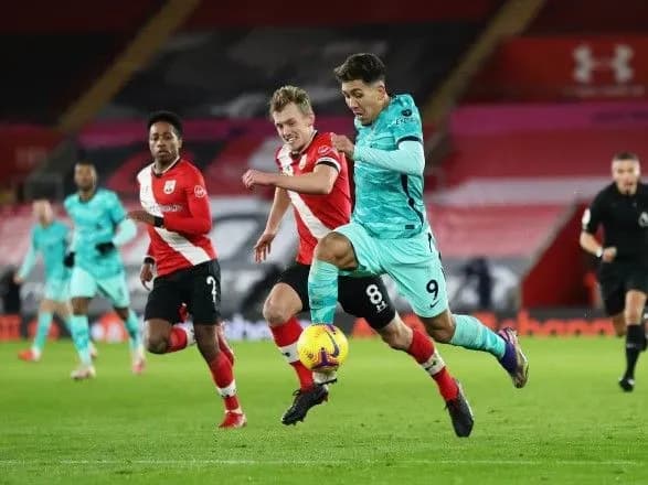 Чинний чемпіон Англії продовжив безвиграшну серію в АПЛ