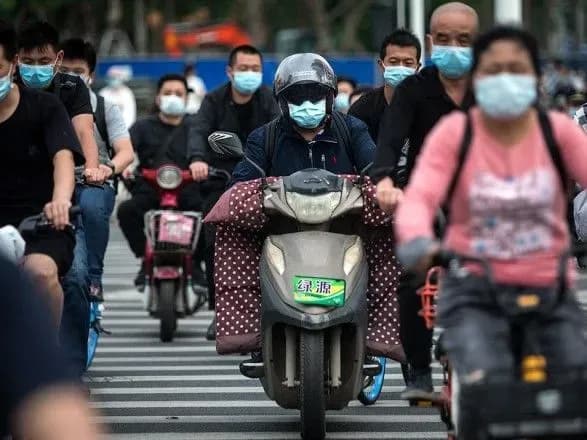 КНР звинуватили у брехні про COVID-19 після масового скринінгу на антитіла в Ухані