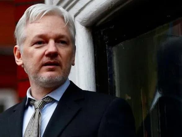 Британский суд отказал Ассанжу в освобождении под залог