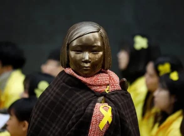 Японія не визнає рішення корейського суду про виплату компенсацій "жінкам для втіхи"