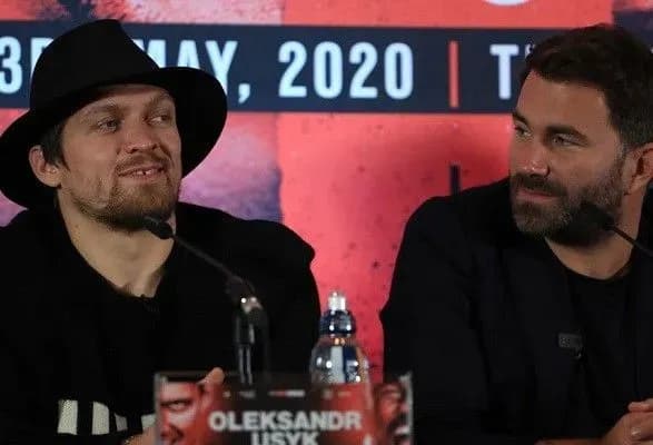 На кону стоят огромные деньги: Усик думает сменить промоутера